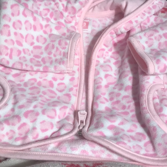 NWOT. CARTERS 3M PINK/WH JKT W/ EARS ON HOOD - Picture 4 of 4